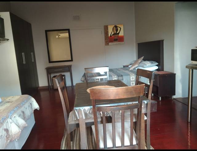 5 BEDROOM HOUSE FOR SALE IN BLUFF